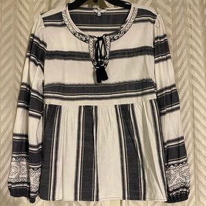 Crown and Ivy Worn Twice Peplum Top